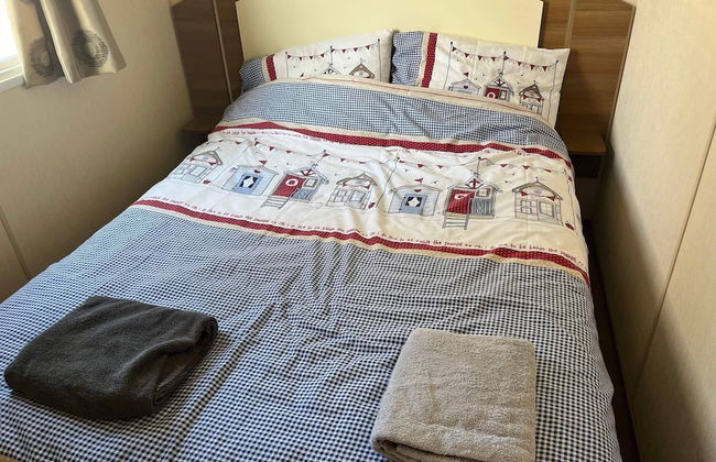 Super 3 Bedroom Pet Friendly Caravan With Decking - Foto 2