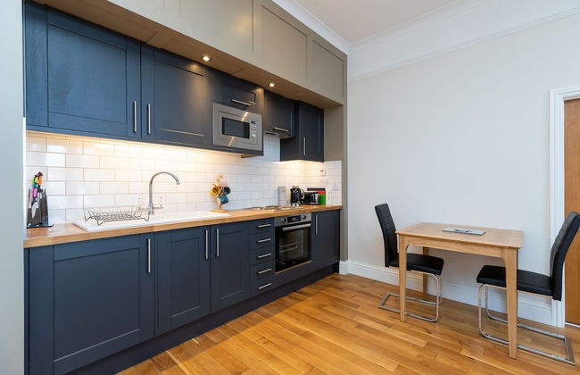 Captivating 2-bed Apartment in Banbury - Foto 7