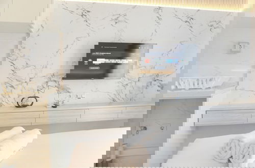 Foto 6 - Comfort Stay Studio Sky House Alam Sutera Near Ikea Apartment