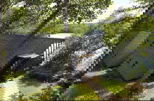 Foto 1 - Lakeside Luxury Mansion by Belvilla