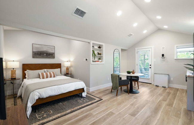 3 Separate Homes Walkable to Soco - Foto 5