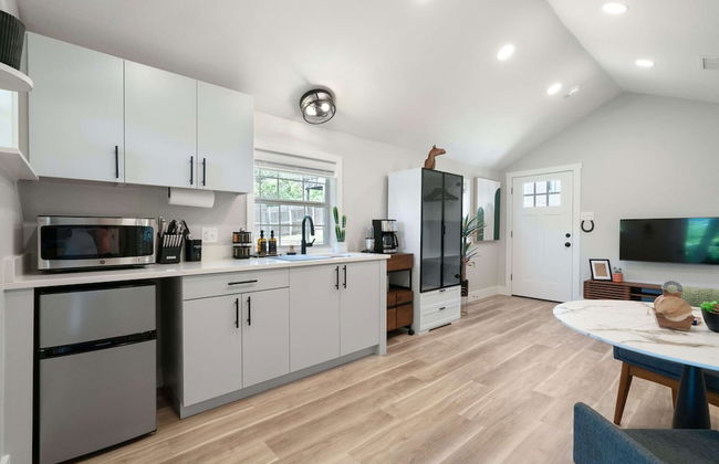 3 Separate Homes Walkable to Soco - Foto 18