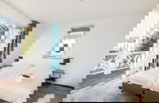 Foto 2 - Restyled Villa With 2 Bathrooms, the Beach at 6 km