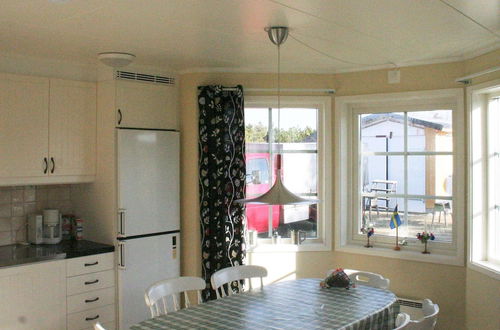 Photo 10 - 4 Person Holiday Home in Tvaaker