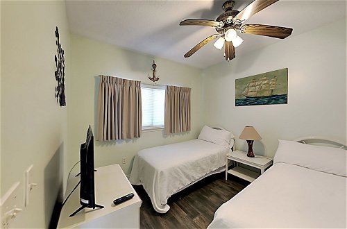Photo 61 - Emerald Isle by Southern Vacation Rentals