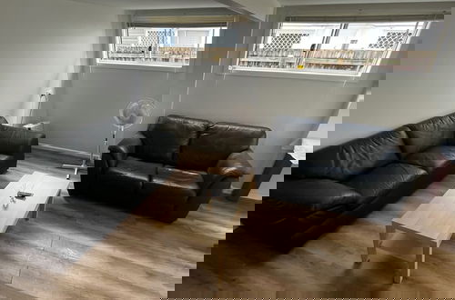 Foto 14 - Spacious 2-Storey Home By The Bay: Sleeps 12