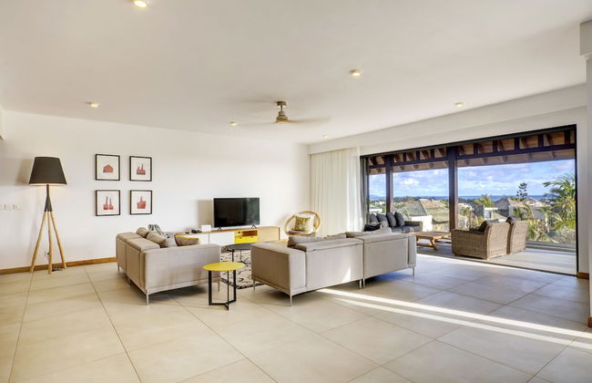 Mythic Suites & Villas by MJ Holidays - Photo 45