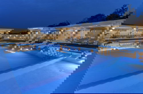 Foto 63 - Elira Luxury Villa - With Private Pool