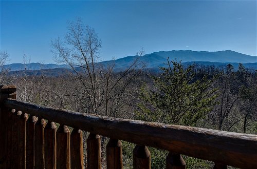 Photo 38 - Mountain View Lodge