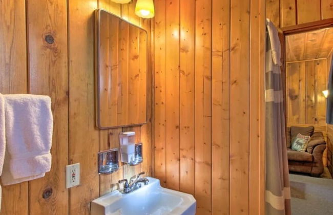Hidden Rest Cabins & Resort - Photo 59