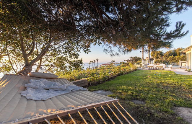 Vista by Avantstay Stunning Estate w/ Views of the Pacific Ocean Pool & Spa - Photo 32