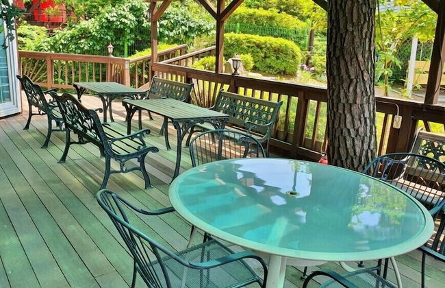 Castel on the hill pension - Photo 40