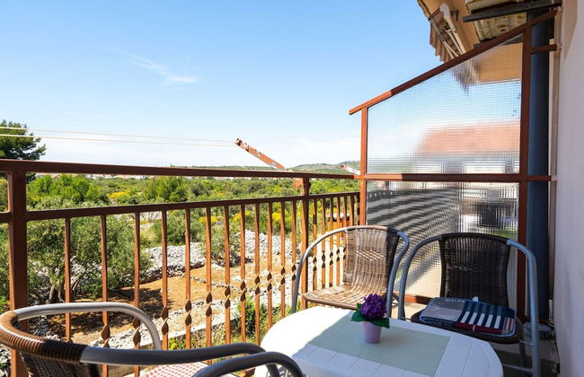 Simplistic Apartment in Rogoznica near Sea Beach - Foto 1