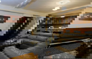 Foto 1 - Swanky Apartment