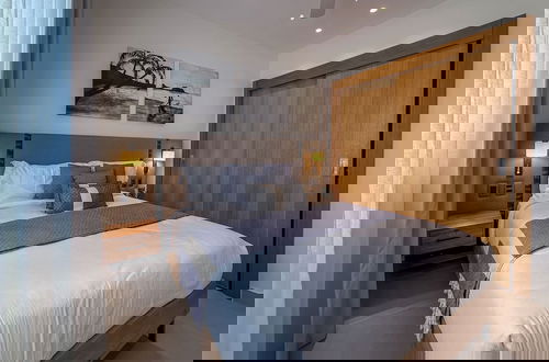 Photo 21 - Fantastic new Golf View Apartment