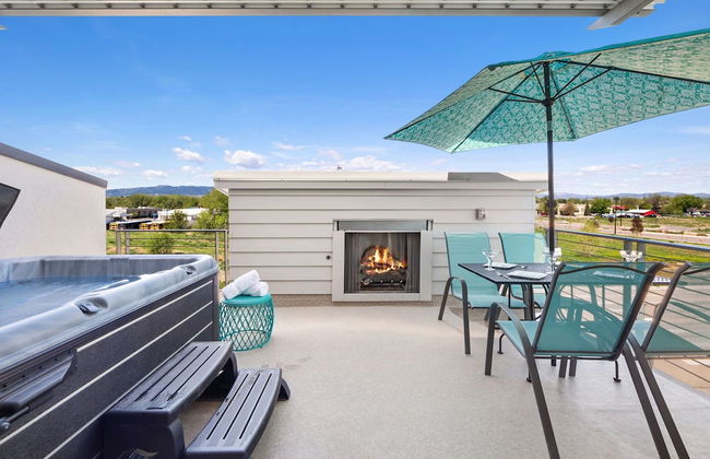 Elegant Townhome Near Old Town, Breweries and River! - Foto 44