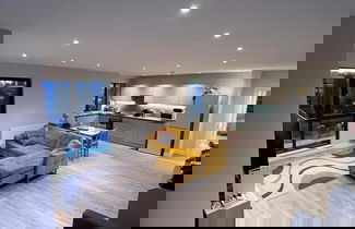 Foto 1 - 3br-3bath-central London-parking-petsok-fireplace