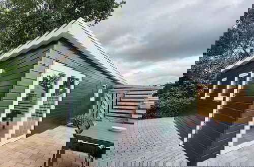 Foto 16 - Cozy Holiday Home in a Lovely Environment