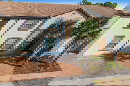 Foto 11 - Luxury 5bdr House w Pool - 8863