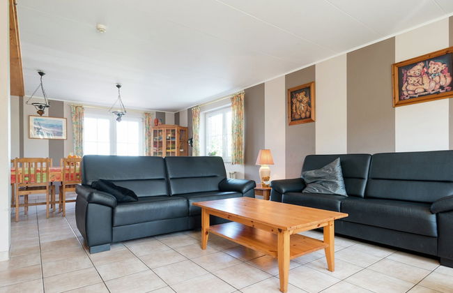 Spacious Holiday Home in Chodes With Sauna - Foto 25