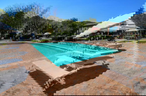 Foto 41 - Picturesque Holiday Home in Assisi With Pool