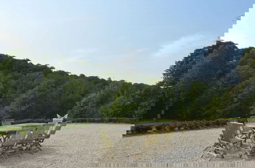 Foto 17 - Luxurious Castle in Marchin With Infrared Sauna
