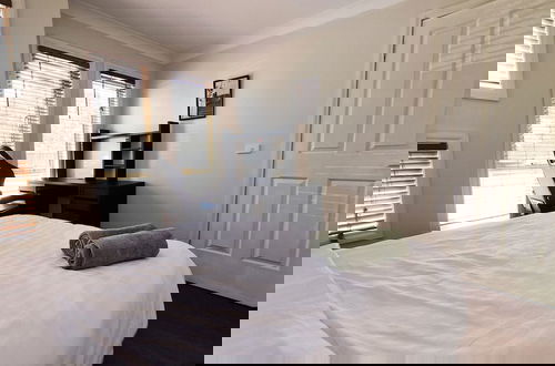 Photo 10 - St Albans House - Spacious and Modern Home