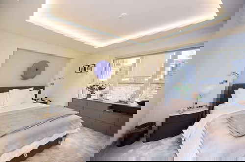Foto 18 - The Knightsbridge Wonder - Modern Two Bedroom House With Parking