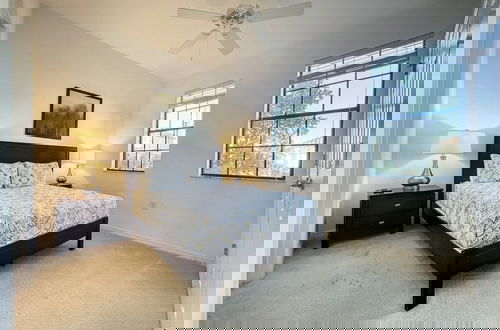 Foto 4 - 5 Bed South Facing Pool Close To Disney 5 Bedroom Villa by RedAwning