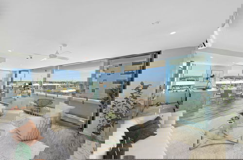Photo 15 - Lowanna Beach Resort by Direct Collective