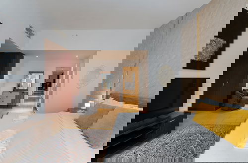 Foto 15 - Cozy 3BR Space at JBR Beach Nearby
