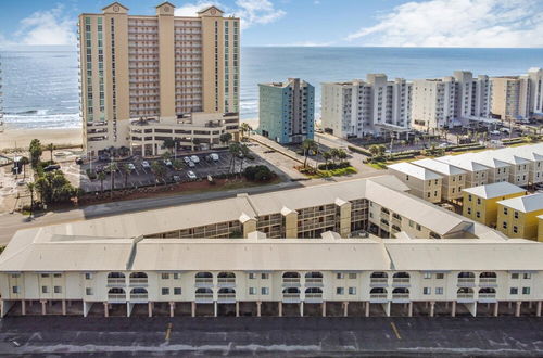 Photo 35 - Splendid Condo Walk to Beach Outdoor Pool