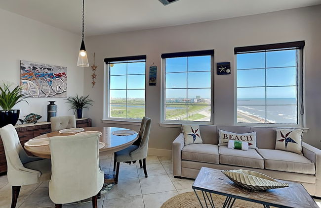 Diamond Beach 701 - Queen of Diamonds - Photo 1