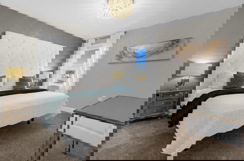 Foto 11 - 9 Bed Storey Lake Star Wars Dream Home 9 Bedroom Home by RedAwning