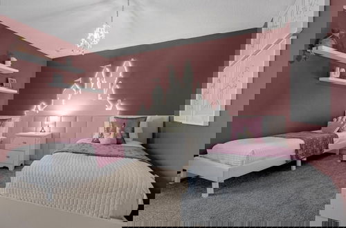 Foto 20 - 9 Bed Storey Lake Star Wars Dream Home 9 Bedroom Home by RedAwning