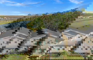 Foto 1 - 9 Bed Storey Lake Star Wars Dream Home 9 Bedroom Home by RedAwning