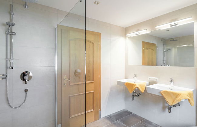 Luxurious Apartment in Saalbach-hinterglemm Near Ski Area - Photo 11