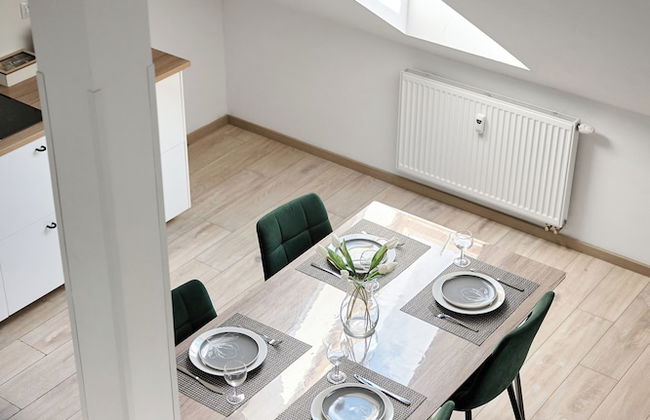 Honest SMICHOV - Foto 43