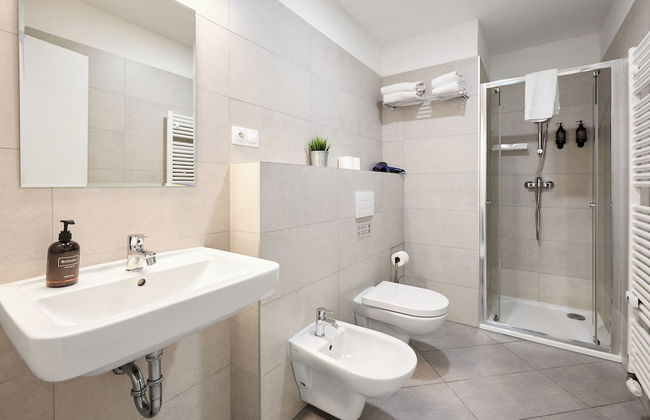 Honest SMICHOV - Foto 62