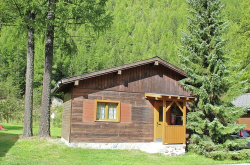 Photo 17 - Cozy Chalet in Meiggerli With Garden