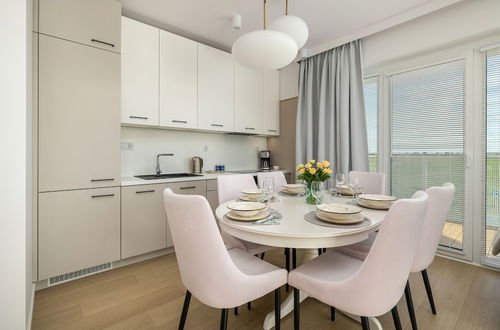 Photo 16 - Family Apartment by Renters Prestige