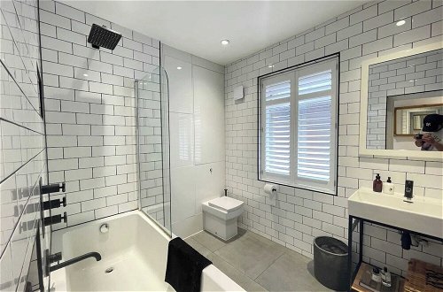 Foto 6 - Chic 1BD Home W/private Courtyard - Walthamstow