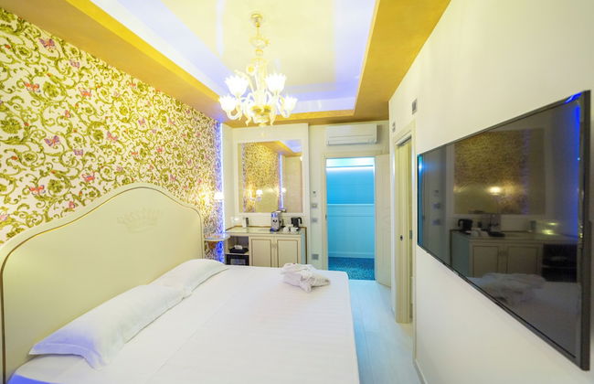 Leucosya Luxury Rooms - Photo 21