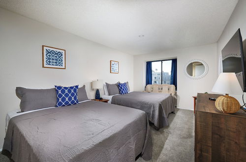 Photo 10 - Oceanside Beach Condos