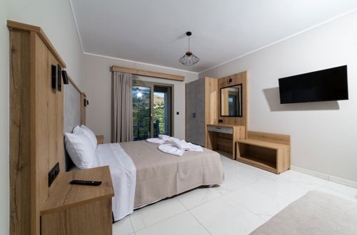 Photo 10 - Sky View Suites Kefalonia