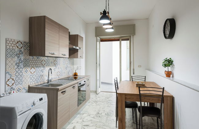 Casa Adda Apartments by Wonderful Italy - Photo 21