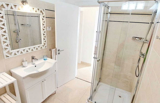 Branco Suites - Photo 57