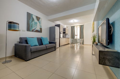 Photo 13 - Sliema Tigne Suites