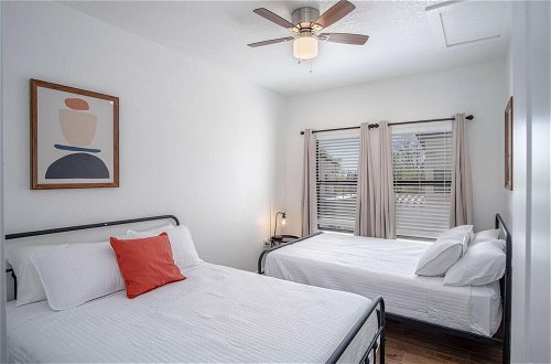 Photo 6 - Brand NEW 7 Stylish 3BR Near Exciting Downtown