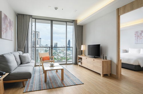 Photo 27 - Oakwood Suites Bangkok